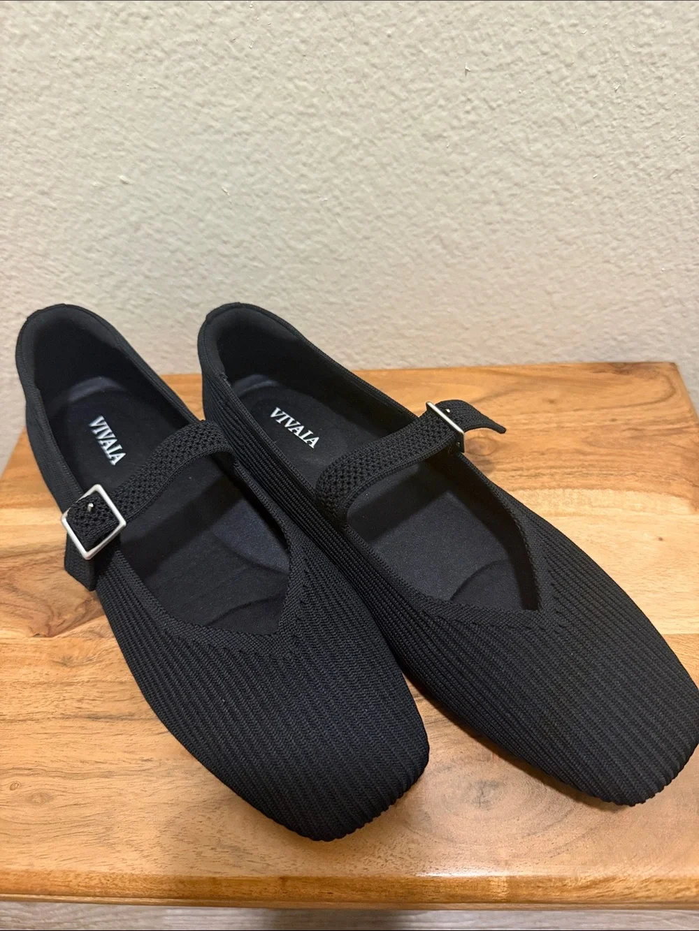Vivaia Margot Square-Toe Black Knit Mary Jane Flats Size: 6.5